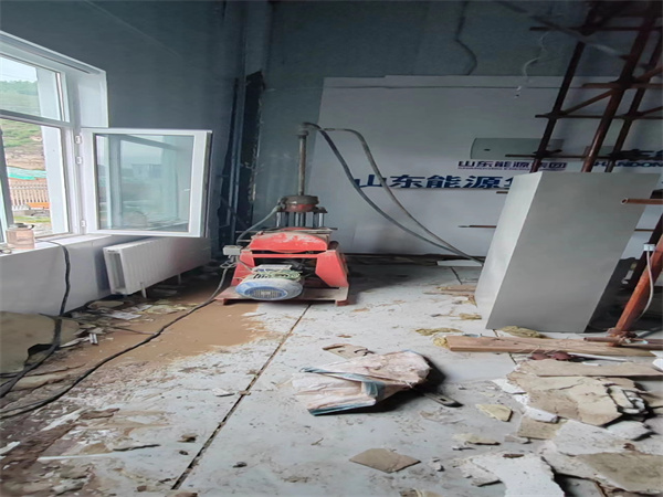 源城地基基础下沉墙体裂缝加固注浆顶升施工